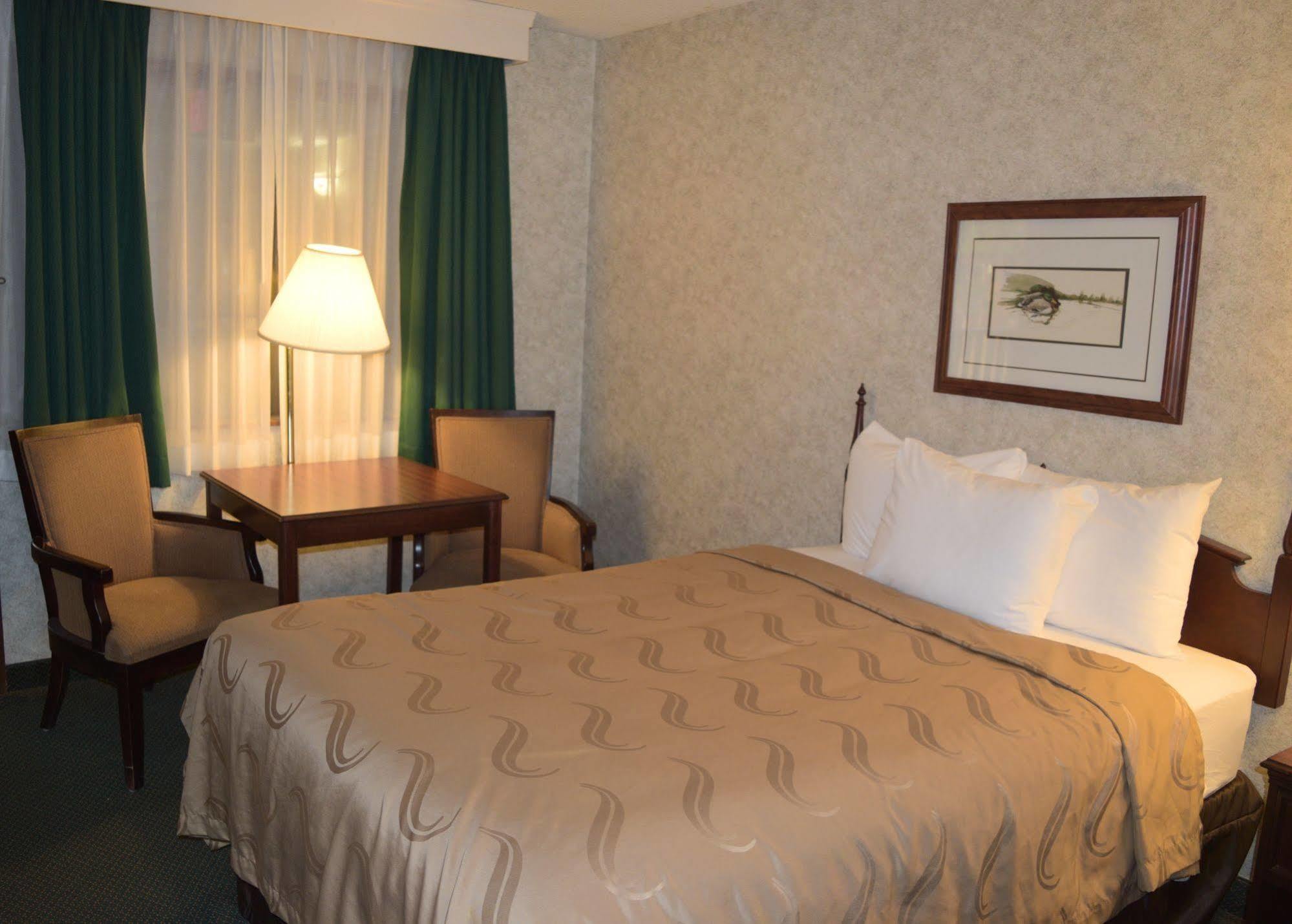 Quality Inn Wausau Luaran gambar